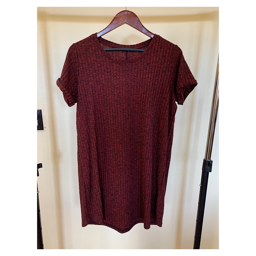 Ribbed red and black heathered dress